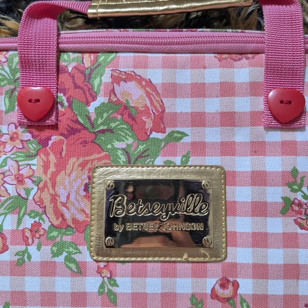 Vintage Pink Floral Gingham Laptop Bag by Betseyville